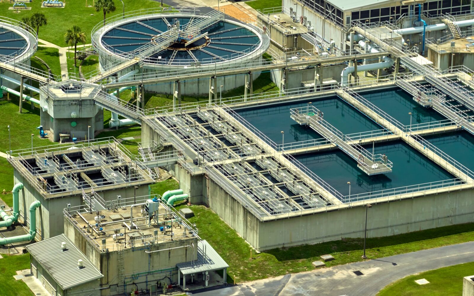 Choosing the Right Gaskets and Expansion Joints for Water Treatment Facilities